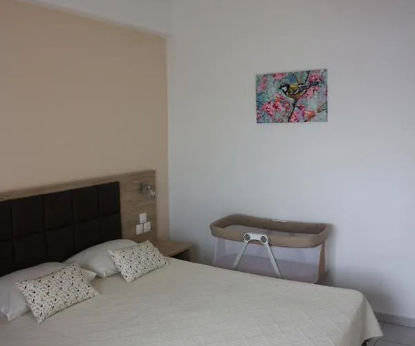 Karpouzi Seaview דירה פוליכרונו