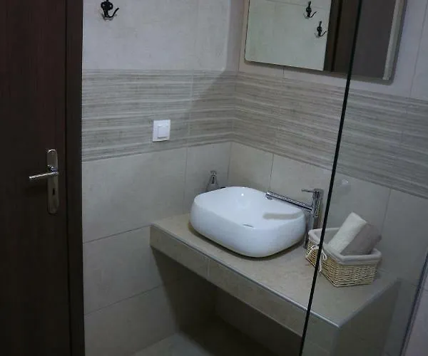 Karpouzi Seaview דירה