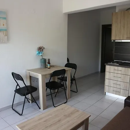 Apartment Karpouzi Seaview