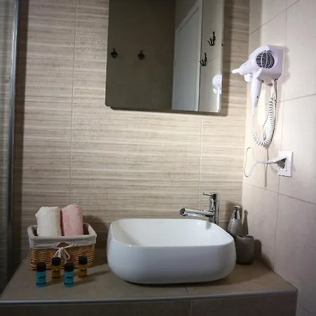 Karpouzi Seaview Apartment *